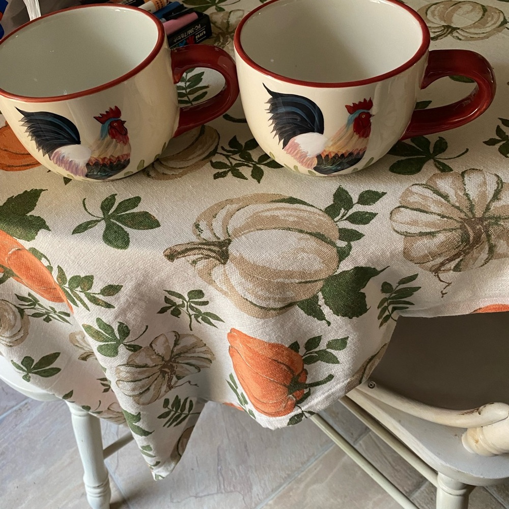 Home Interiors Rooster soup mugs- Cream and Red